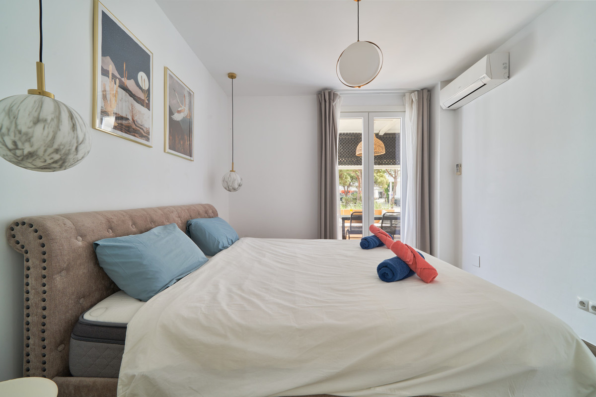 2 Bed Apartment for sale in Elviria Costa Del Sol, Málaga, Spain