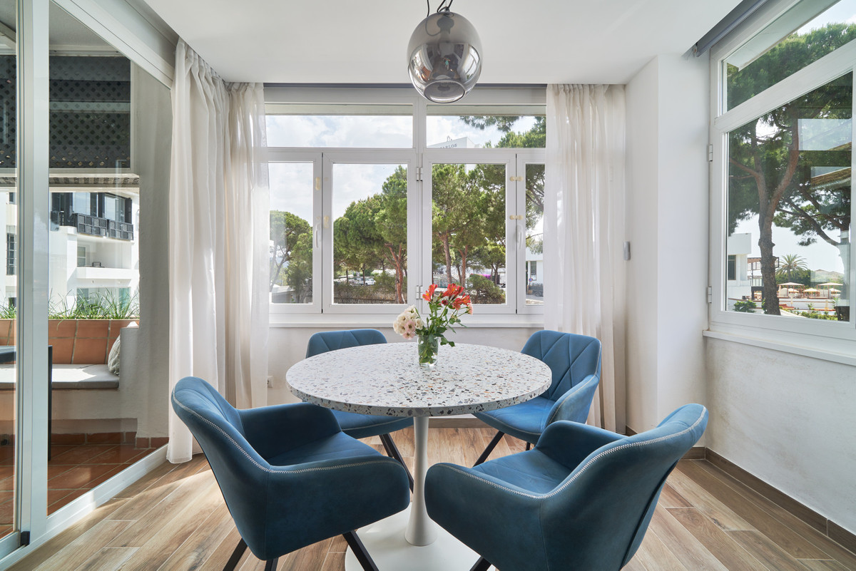 2 Bed Apartment for sale in Elviria Costa Del Sol, Málaga, Spain