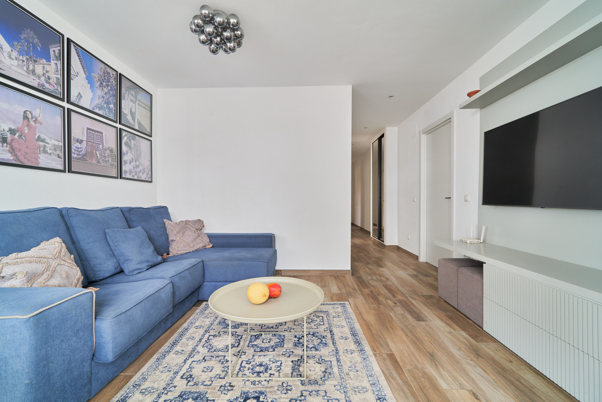 2 Bed Apartment for sale in Elviria Costa Del Sol, Málaga, Spain