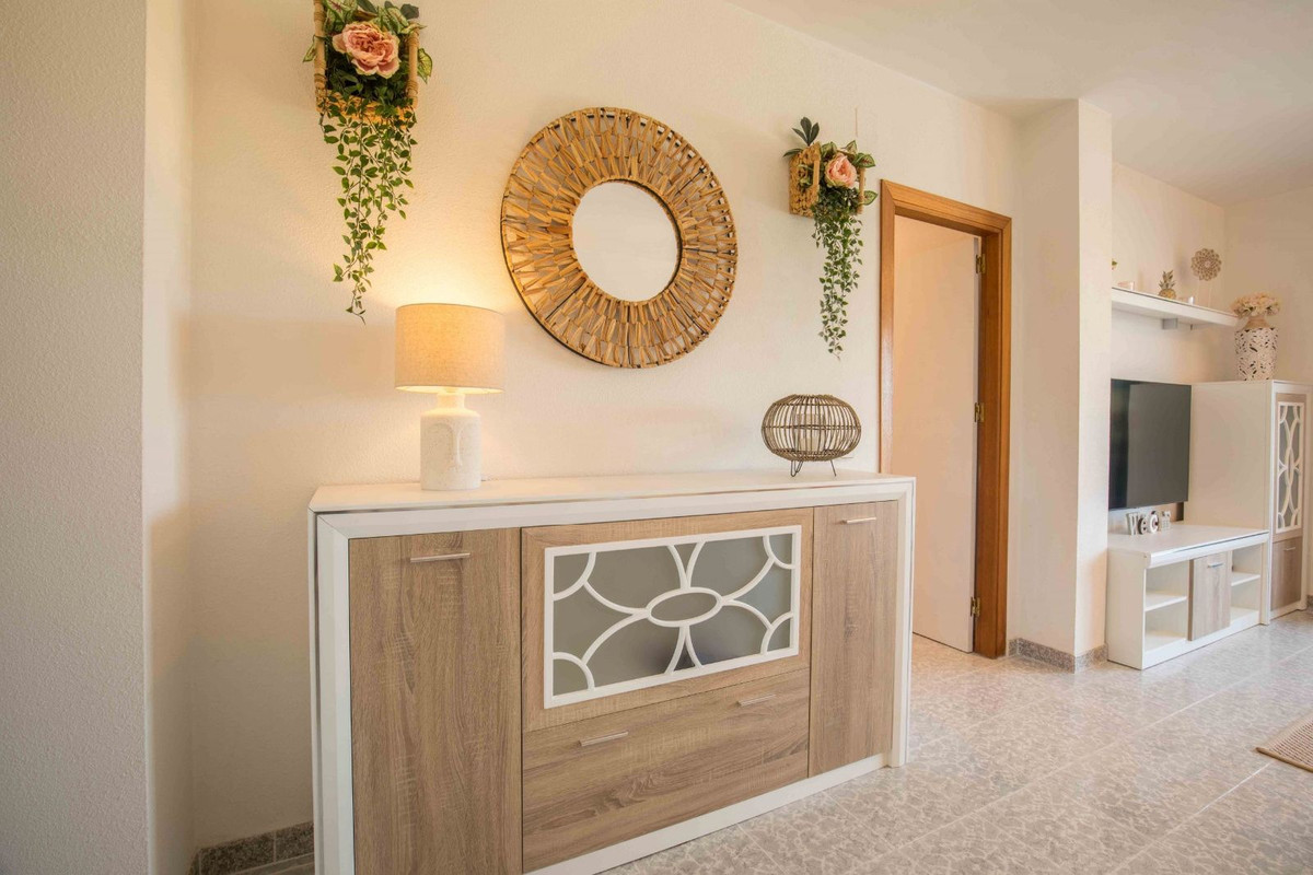 Se vende Apartamento Planta Baja de 2 dormitorios en Costa Del Sol, Málaga, España