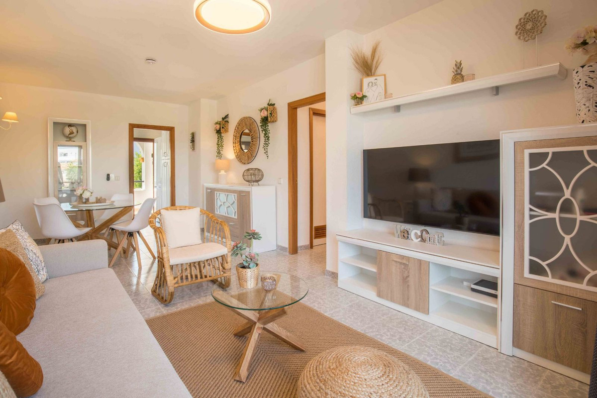 Se vende Apartamento Planta Baja de 2 dormitorios en Costa Del Sol, Málaga, España