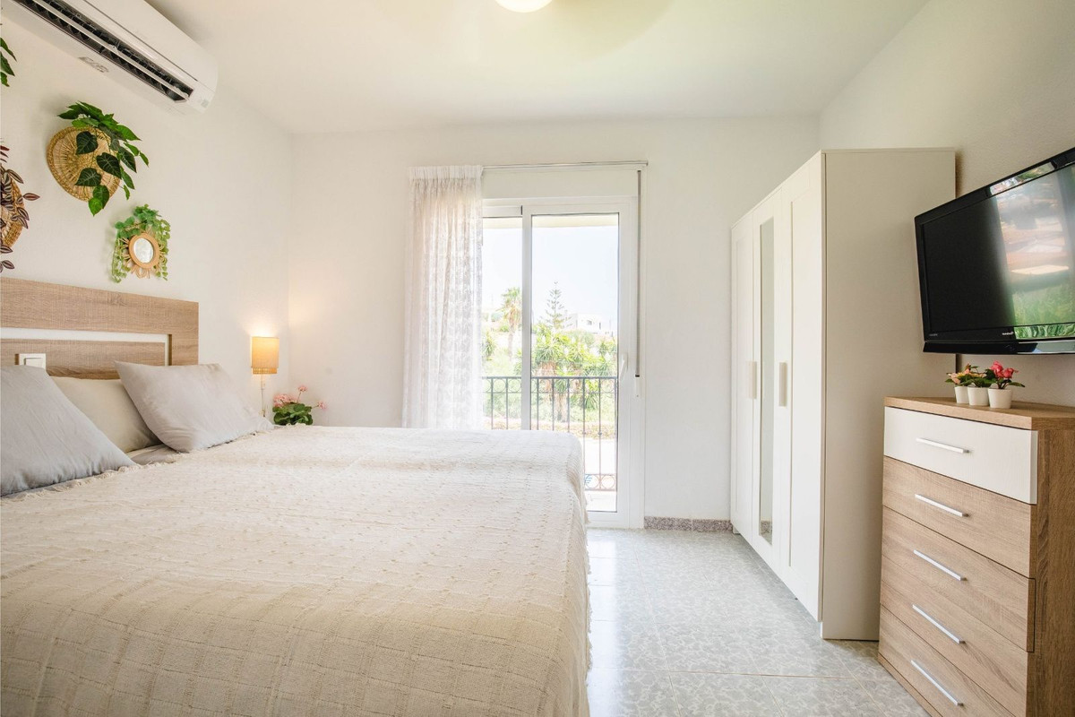 Se vende Apartamento Planta Baja de 2 dormitorios en Costa Del Sol, Málaga, España