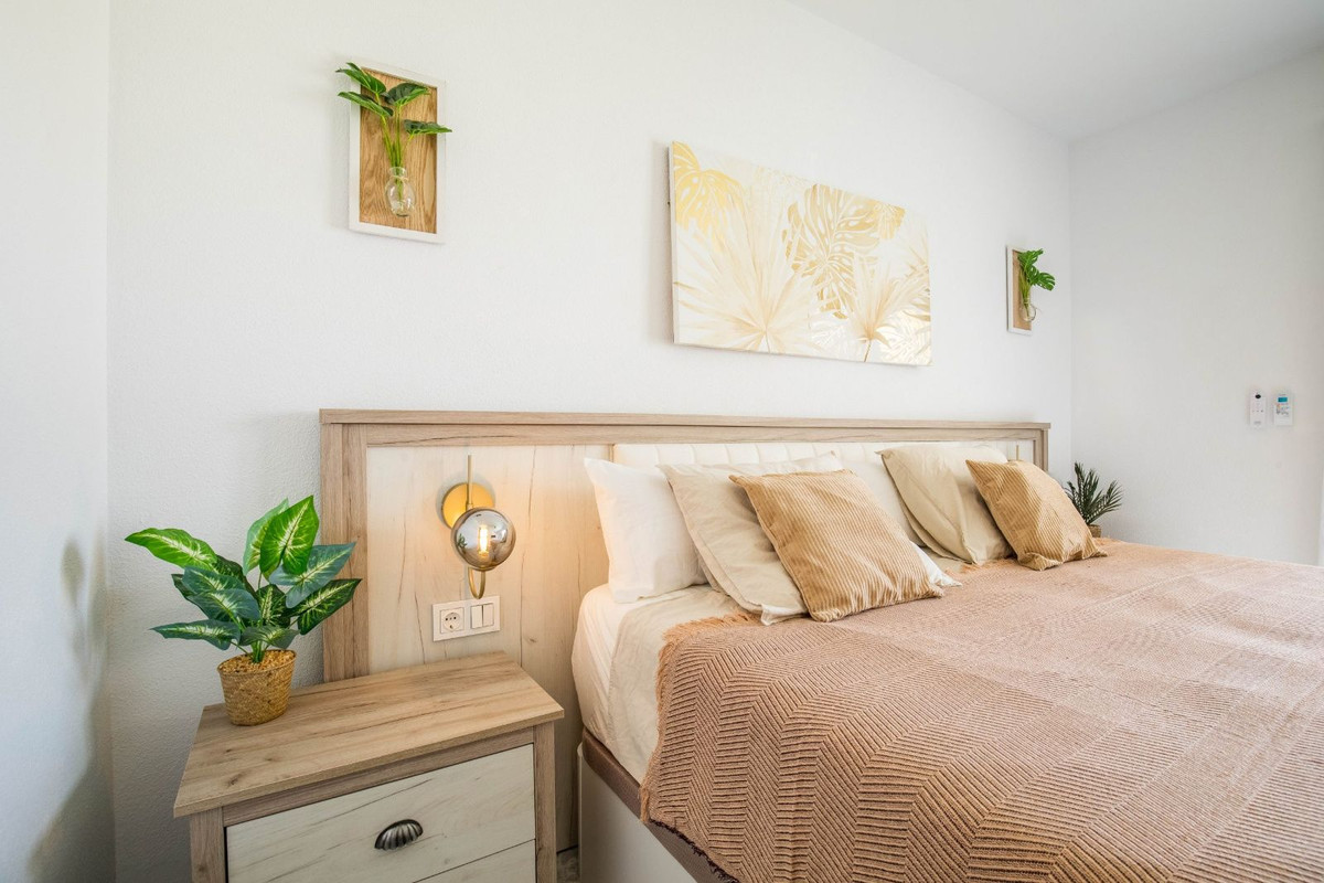 Se vende Apartamento Planta Baja de 2 dormitorios en Costa Del Sol, Málaga, España