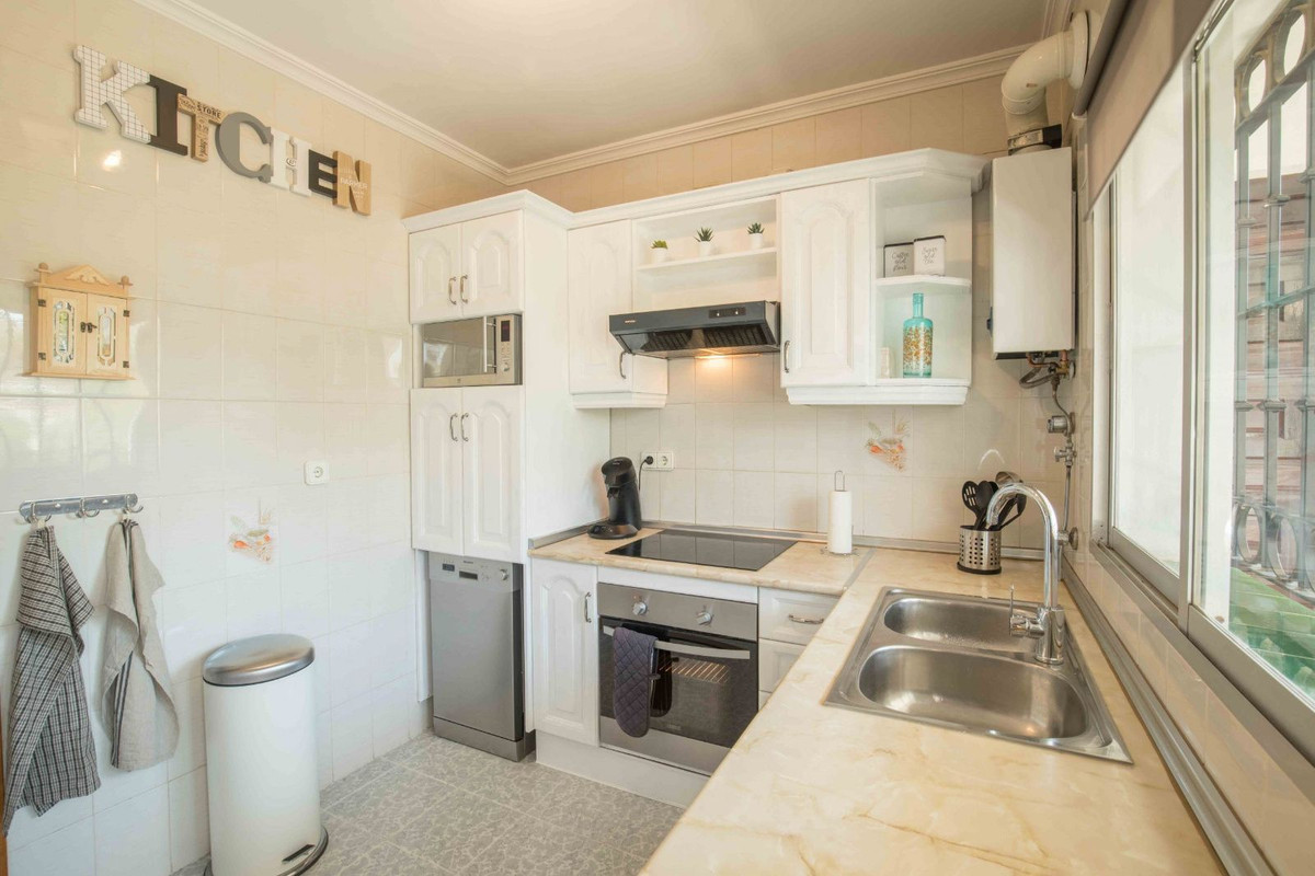 Se vende Apartamento Planta Baja de 2 dormitorios en Costa Del Sol, Málaga, España