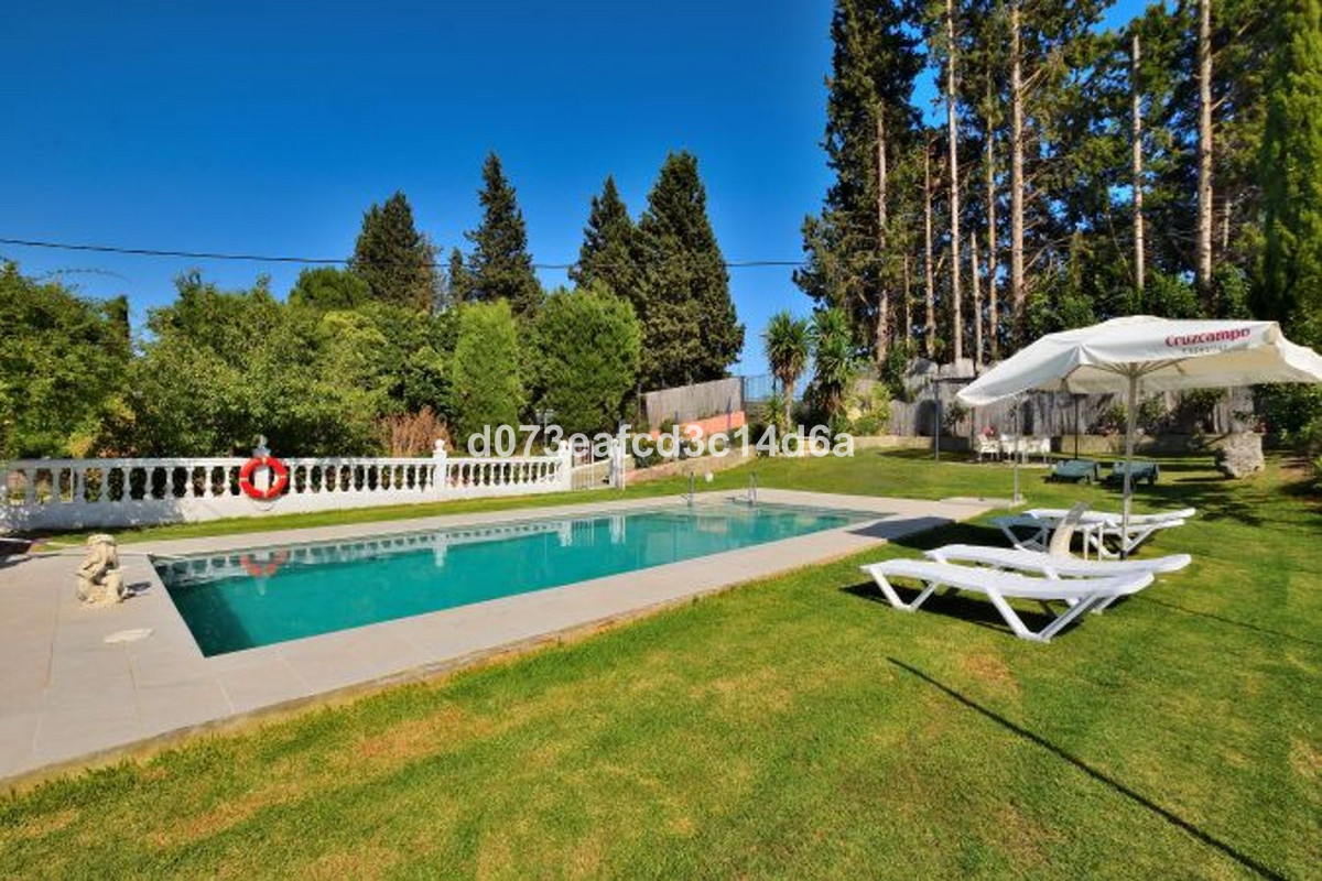 Se vende Finca - Cortijo de 3 dormitorios en Costa Del Sol, Málaga, España
