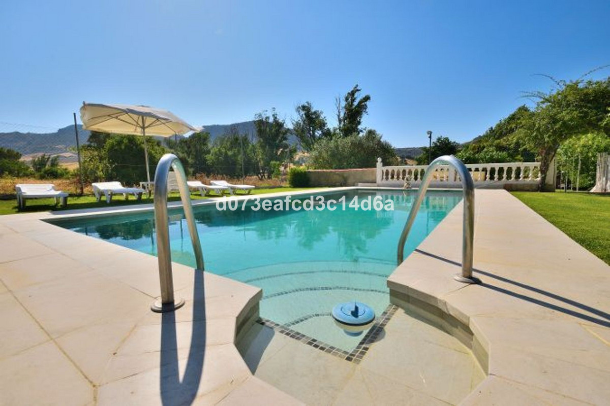 Se vende Finca - Cortijo de 3 dormitorios en Costa Del Sol, Málaga, España