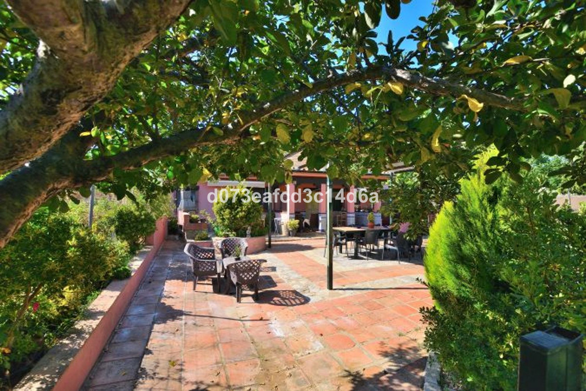 Se vende Finca - Cortijo de 3 dormitorios en Costa Del Sol, Málaga, España