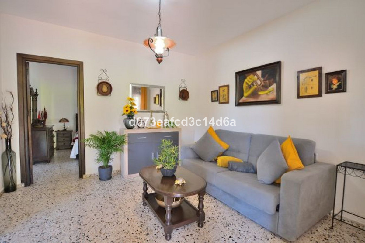Se vende Finca - Cortijo de 3 dormitorios en Costa Del Sol, Málaga, España