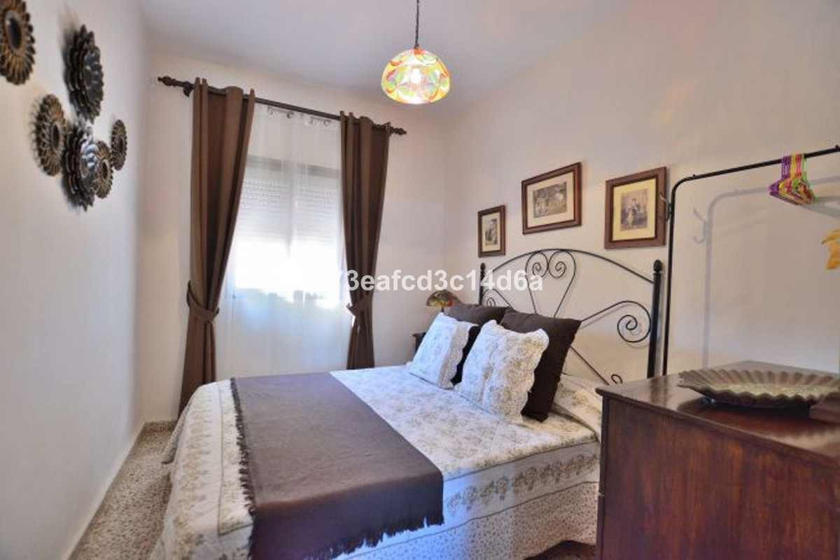 Se vende Finca - Cortijo de 3 dormitorios en Costa Del Sol, Málaga, España