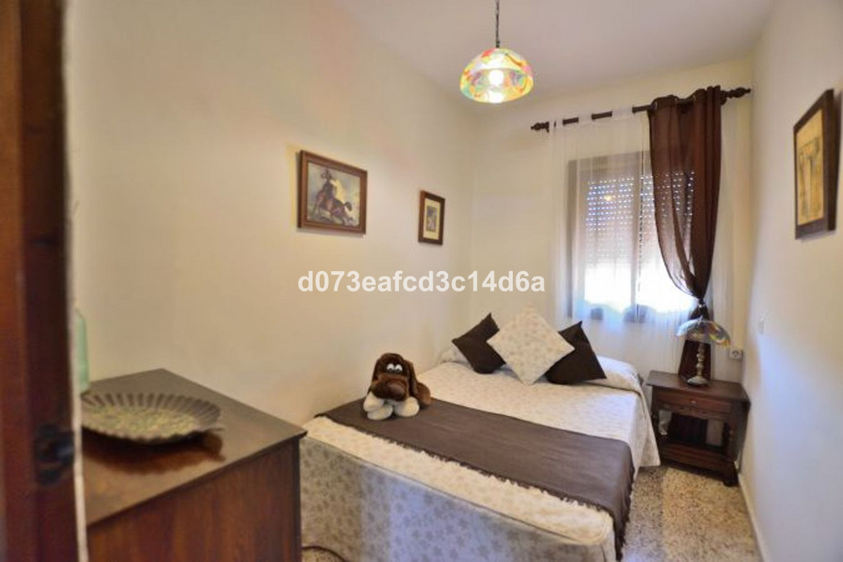 Se vende Finca - Cortijo de 3 dormitorios en Costa Del Sol, Málaga, España