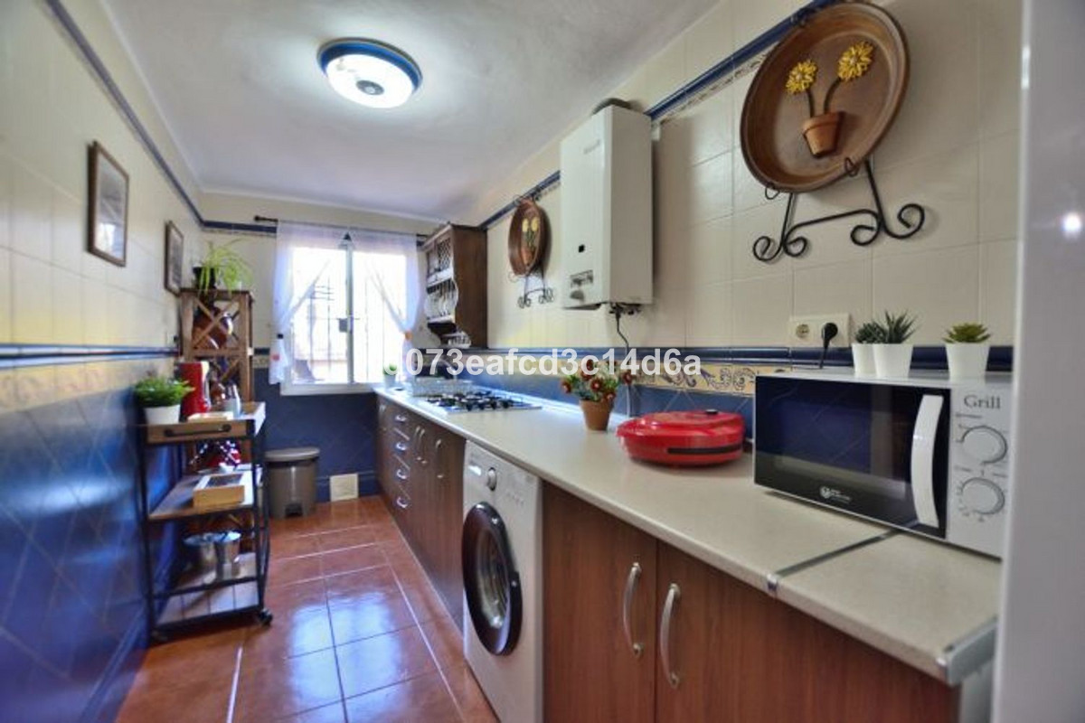 Se vende Finca - Cortijo de 3 dormitorios en Costa Del Sol, Málaga, España