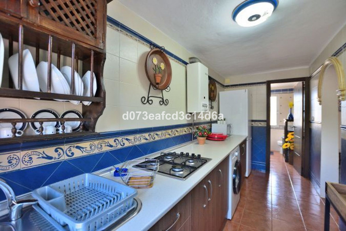 Se vende Finca - Cortijo de 3 dormitorios en Costa Del Sol, Málaga, España