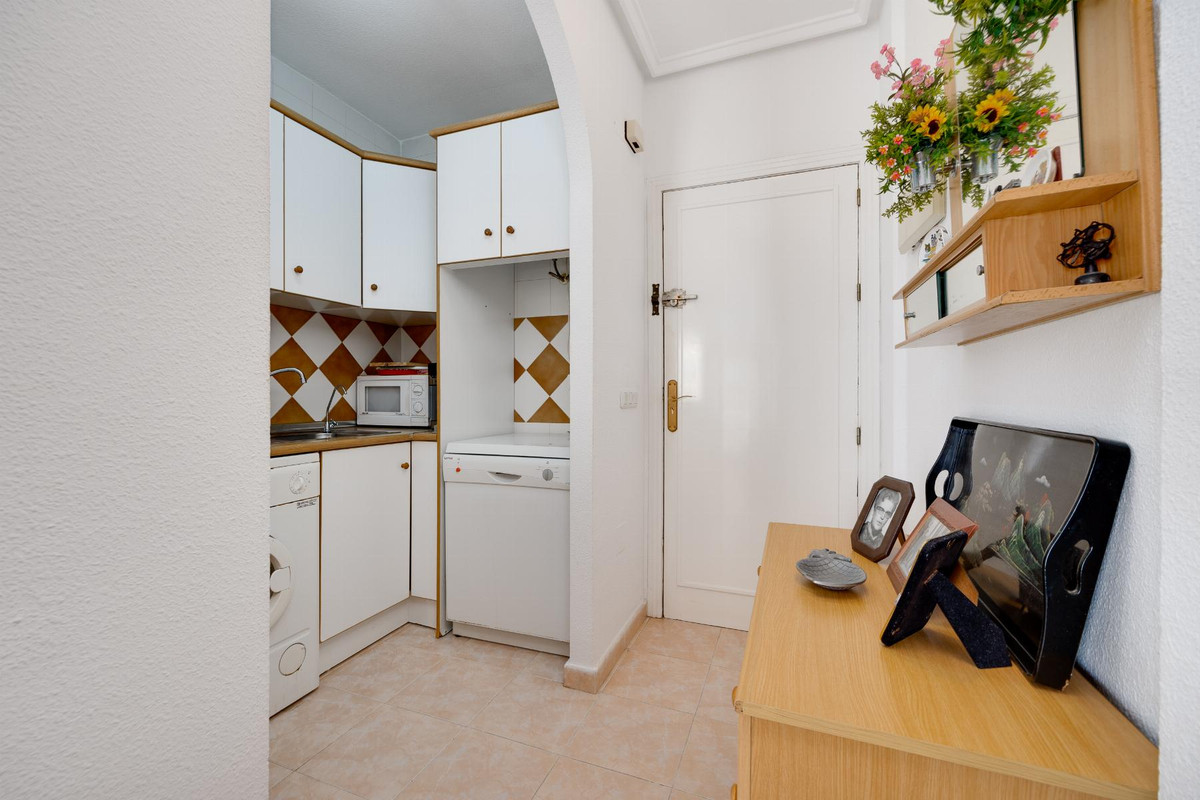 2 Bed Townhouse for sale in Torrevieja Costa Blanca, Alicante, Spain