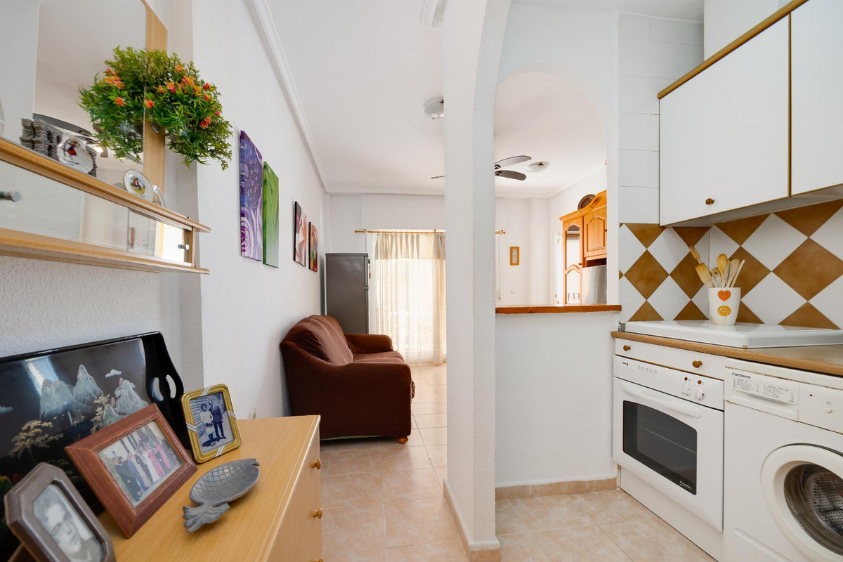 2 Bed Townhouse for sale in Torrevieja Costa Blanca, Alicante, Spain