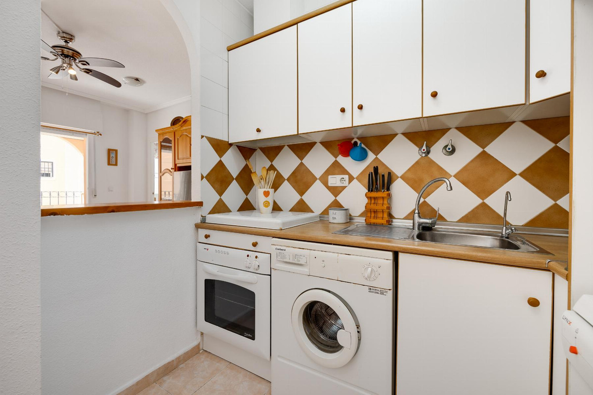 2 Bed Townhouse for sale in Torrevieja Costa Blanca, Alicante, Spain