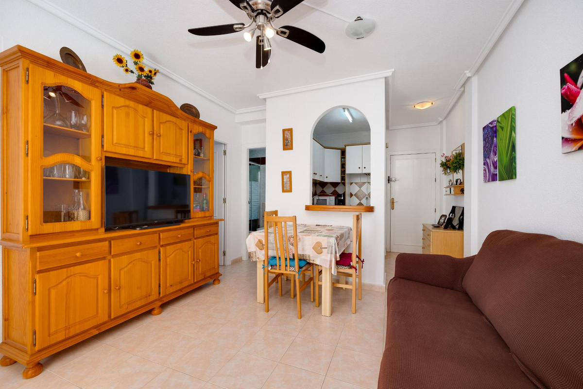 2 Bed Townhouse for sale in Torrevieja Costa Blanca, Alicante, Spain