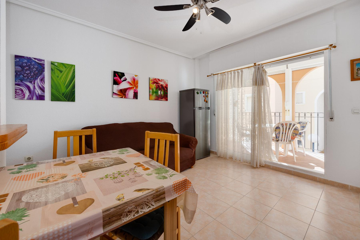 2 Bed Townhouse for sale in Torrevieja Costa Blanca, Alicante, Spain