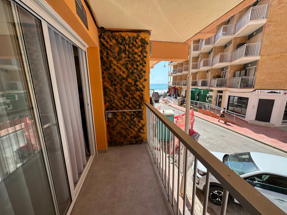 Se vende Apartamento Planta Baja de 3 dormitorios en Costa Blanca, Alicante, España