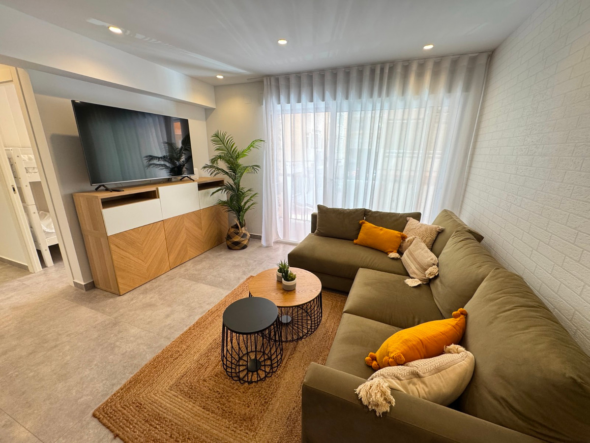 Se vende Apartamento Planta Baja de 3 dormitorios en Costa Blanca, Alicante, España