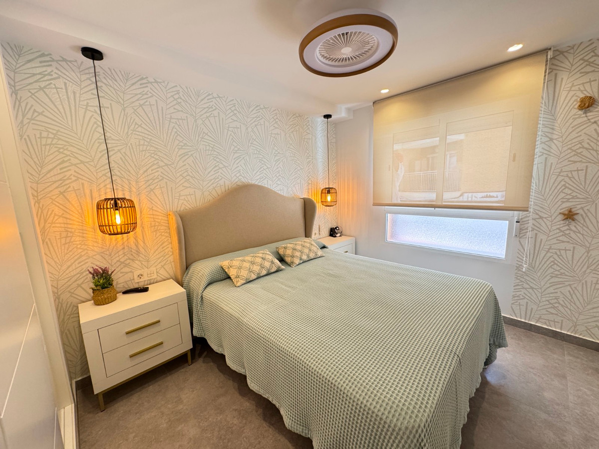 Se vende Apartamento Planta Baja de 3 dormitorios en Costa Blanca, Alicante, España