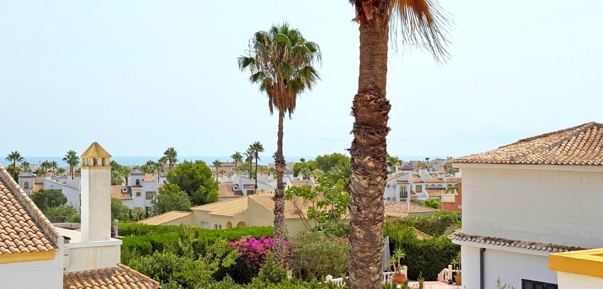 3 Bed Townhouse for sale in Villamartin Costa Blanca, Alicante, Spain