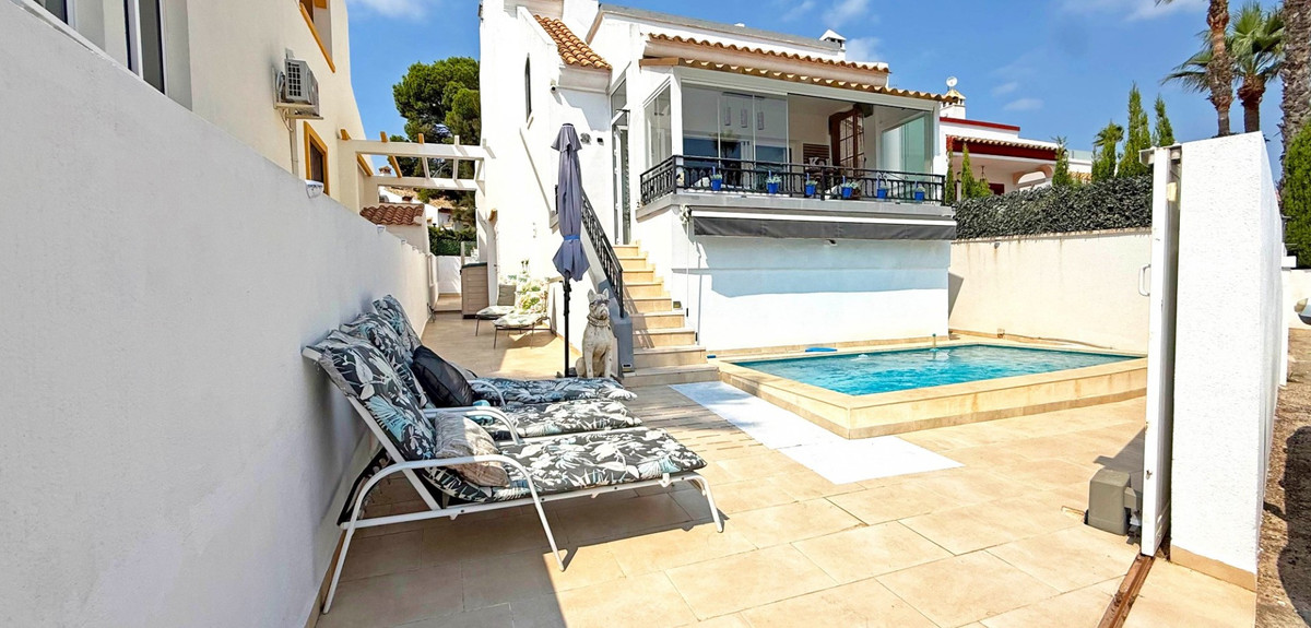 3 Bed Townhouse for sale in Villamartin Costa Blanca, Alicante, Spain