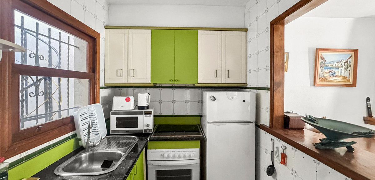 2 Bed Townhouse for sale in Torrevieja Costa Blanca, Alicante, Spain