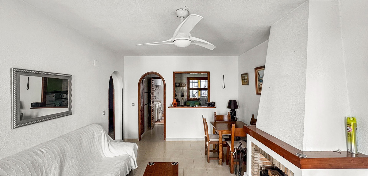 2 Bed Townhouse for sale in Torrevieja Costa Blanca, Alicante, Spain