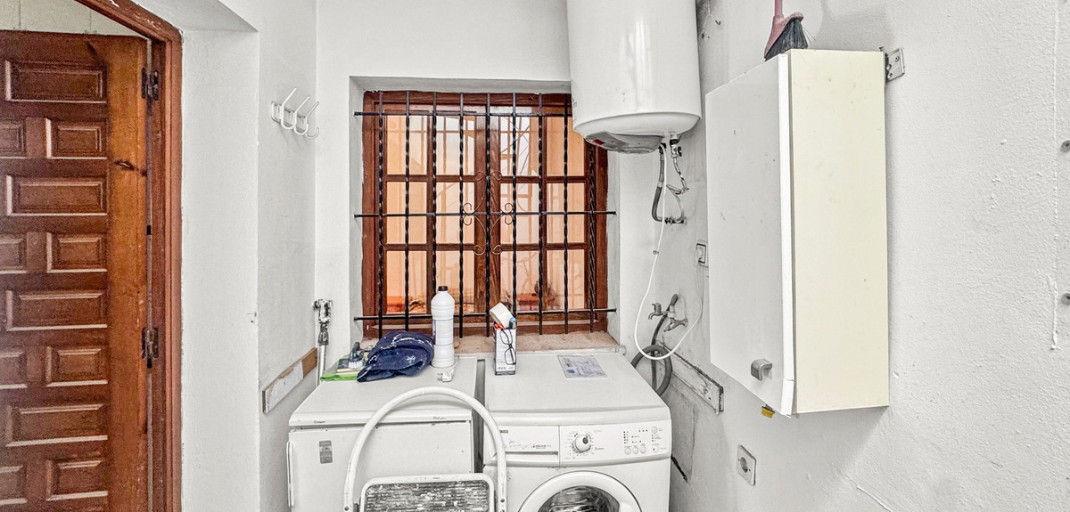 2 Bed Townhouse for sale in Torrevieja Costa Blanca, Alicante, Spain