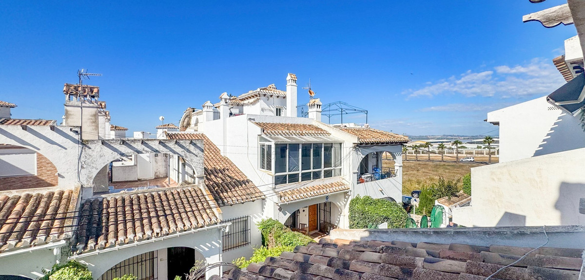 2 Bed Townhouse for sale in Torrevieja Costa Blanca, Alicante, Spain