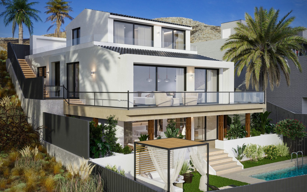 4 Bed Townhouse for sale in Nueva Andalucía Costa Del Sol, Málaga, Spain