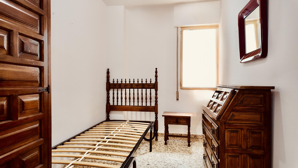 Se vende Apartamento Planta Media de 4 dormitorios en Costa Del Sol, Málaga, España