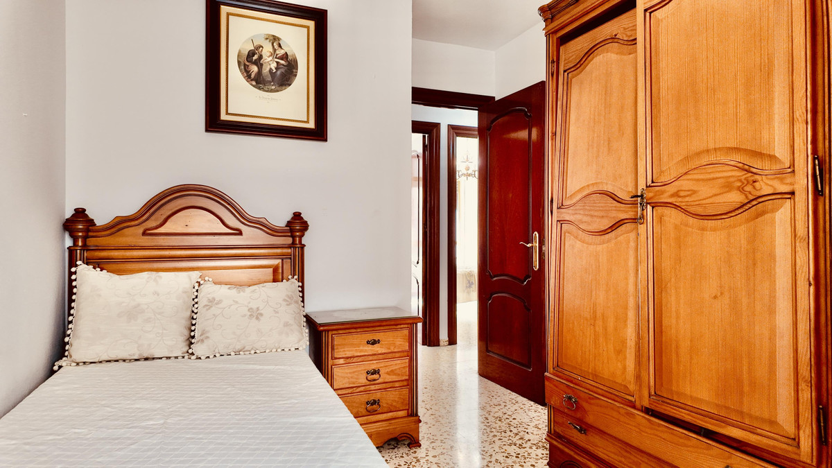 Se vende Apartamento Planta Media de 4 dormitorios en Costa Del Sol, Málaga, España