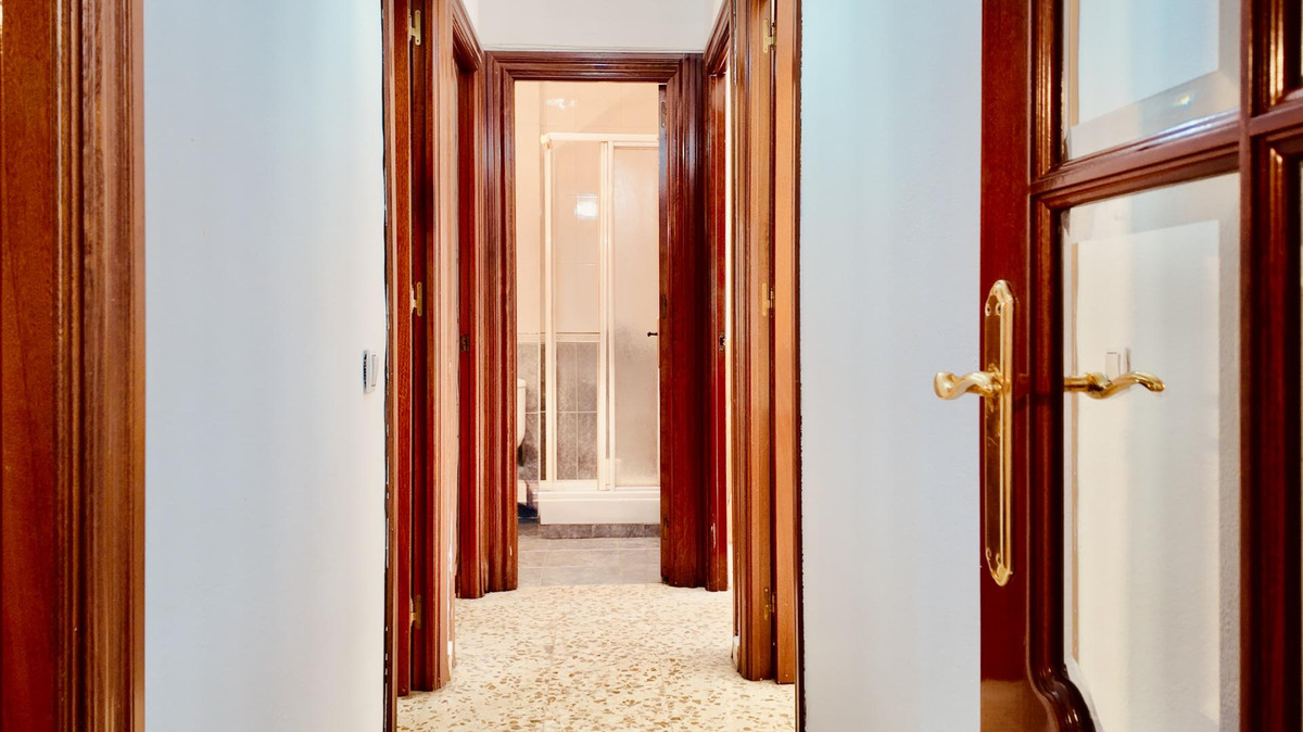 Se vende Apartamento Planta Media de 4 dormitorios en Costa Del Sol, Málaga, España
