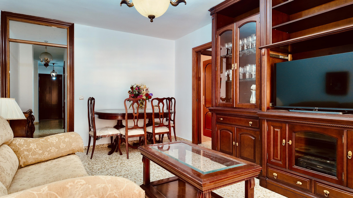 Se vende Apartamento Planta Media de 4 dormitorios en Costa Del Sol, Málaga, España