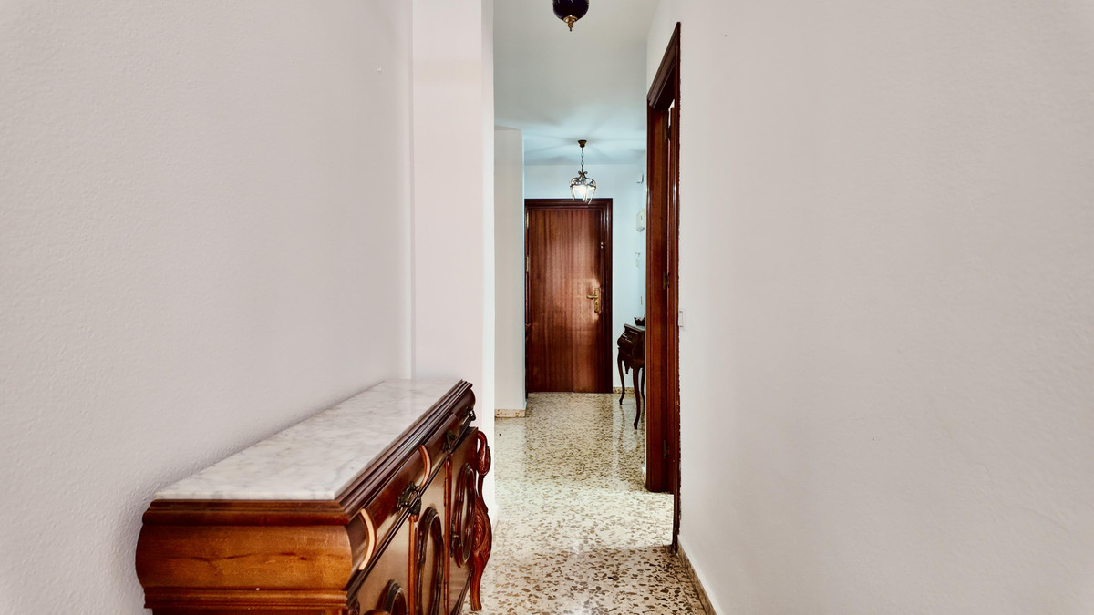 Se vende Apartamento Planta Media de 4 dormitorios en Costa Del Sol, Málaga, España