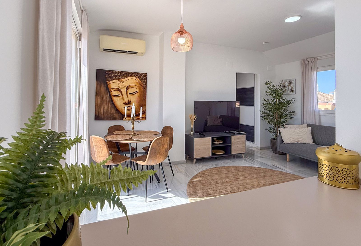 2 Bed Apartment for sale in Torreblanca Costa Del Sol, Málaga, Spain