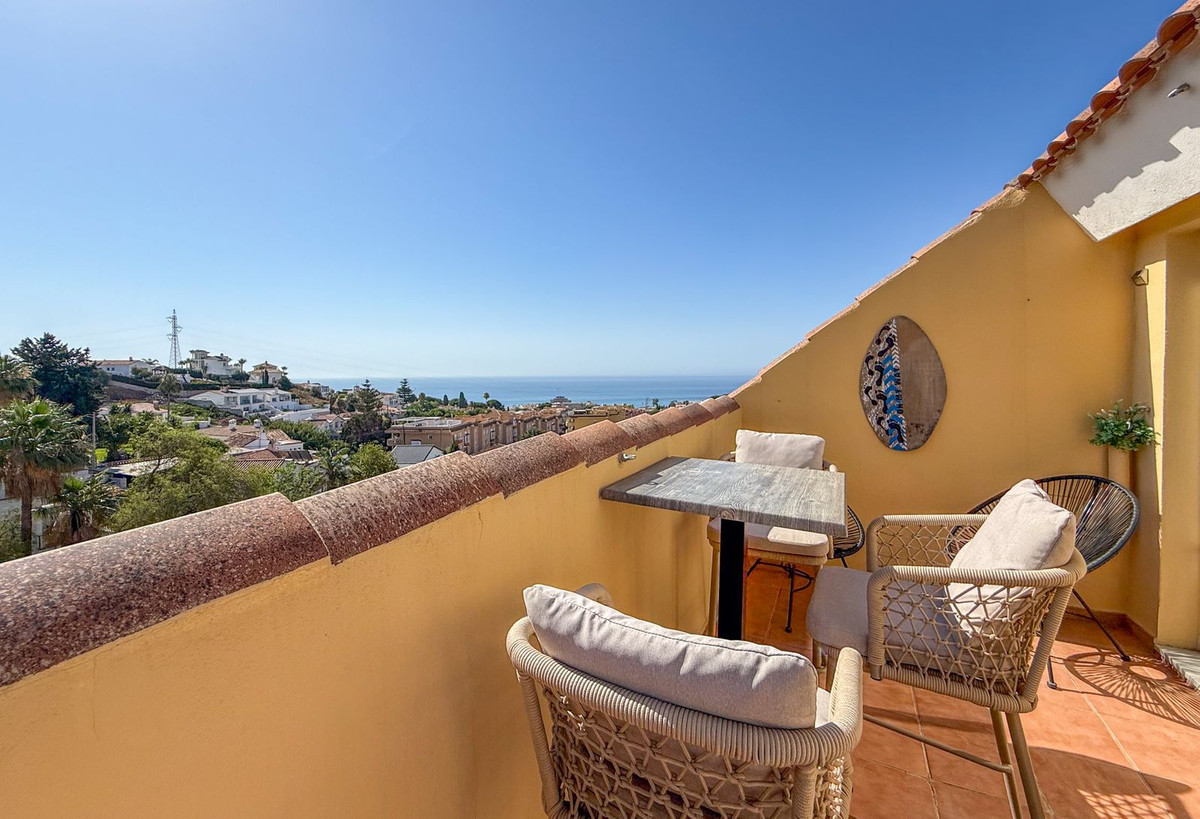 2 Bed Apartment for sale in Torreblanca Costa Del Sol, Málaga, Spain