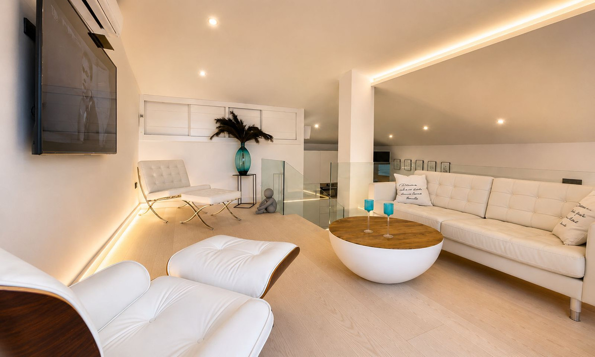 4 Bed Townhouse for sale in Estepona Costa Del Sol, Málaga, Spain
