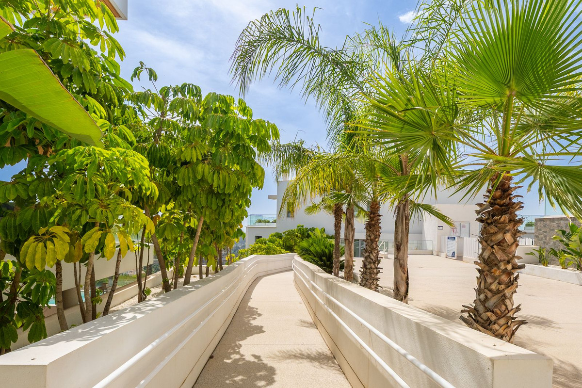 3 Bed Apartment for sale in La Cala De Mijas Costa Del Sol, Málaga, Spain
