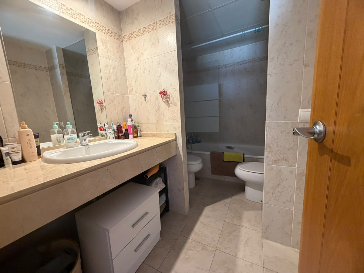 1 Bed Apartment for sale in Selwo Costa Del Sol, Málaga, Spain
