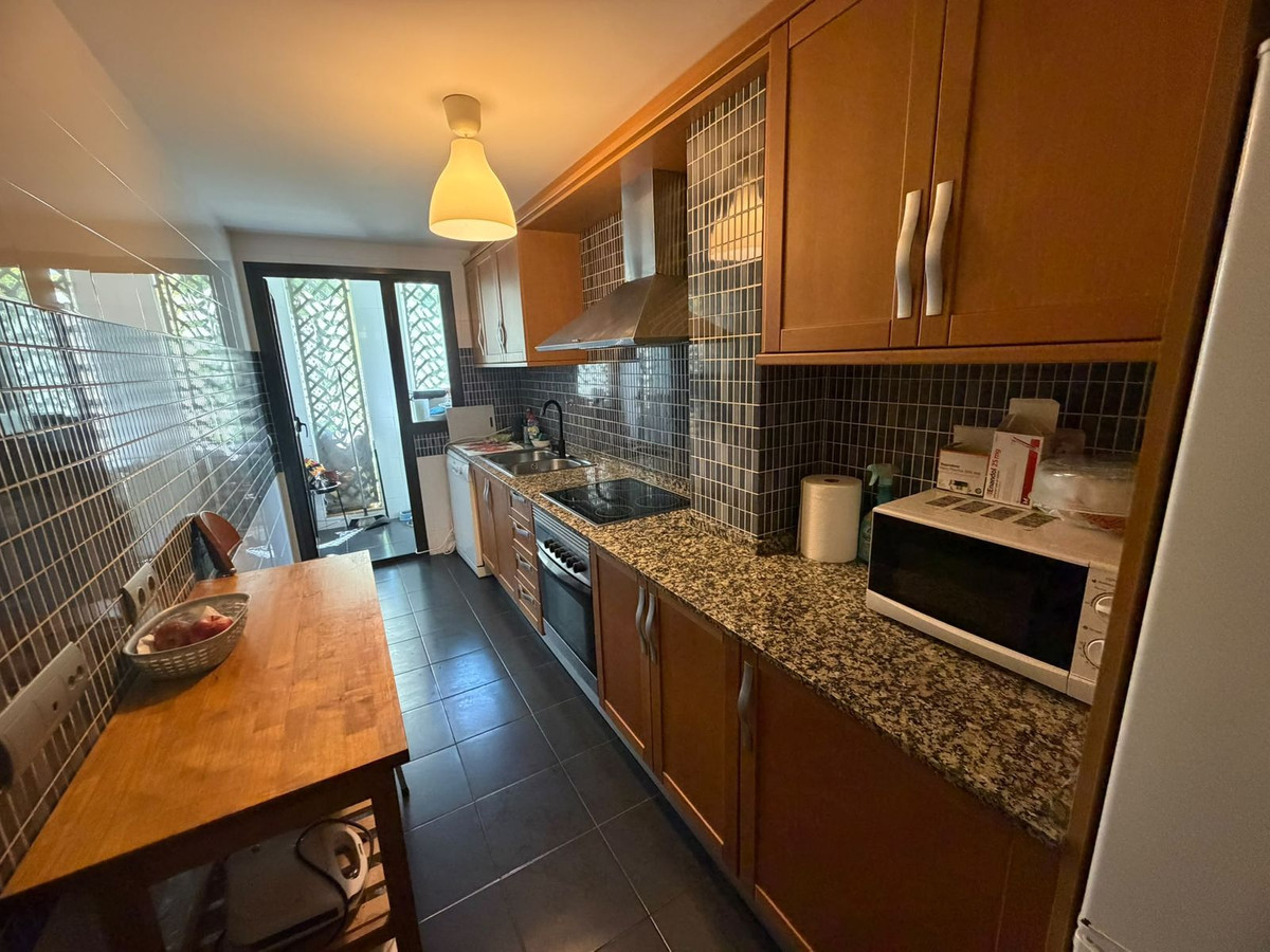 1 Bed Apartment for sale in Selwo Costa Del Sol, Málaga, Spain