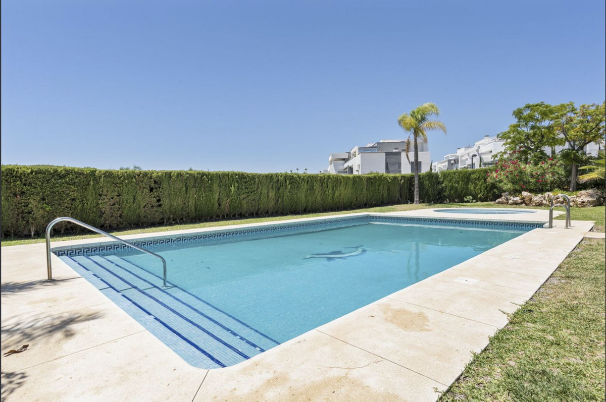 3 Bed Apartment for sale in Estepona Costa Del Sol, Málaga, Spain