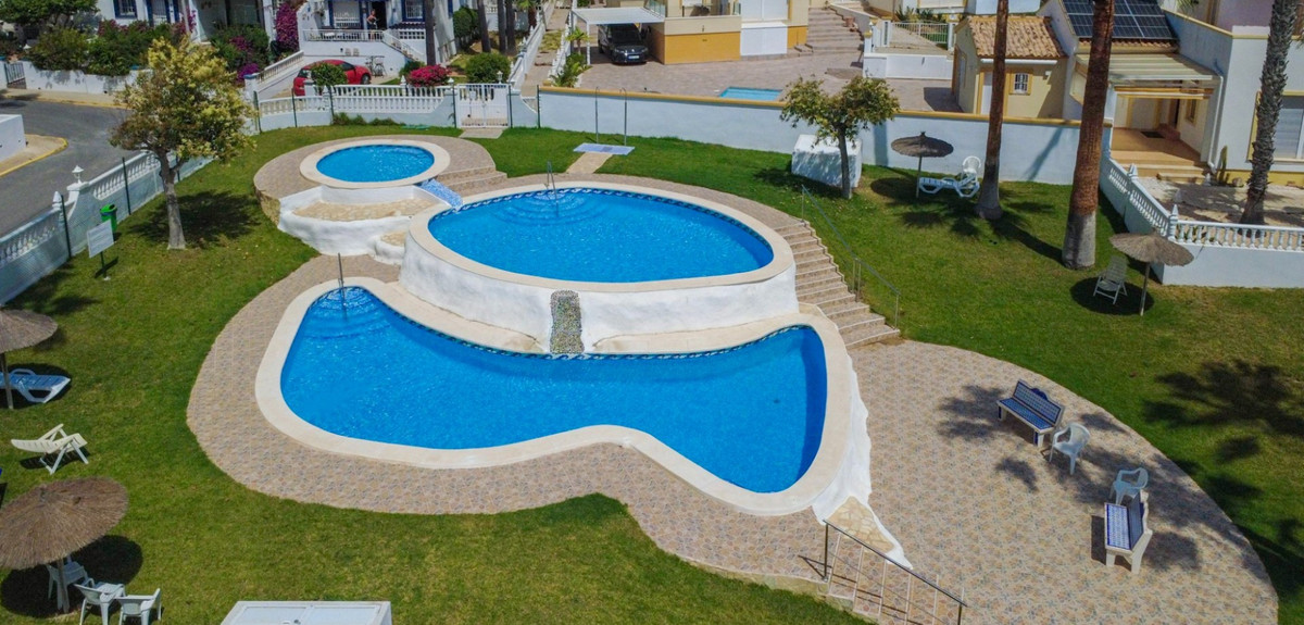 4 Bed Townhouse for sale in La Rioja Costa Blanca, Alicante, Spain