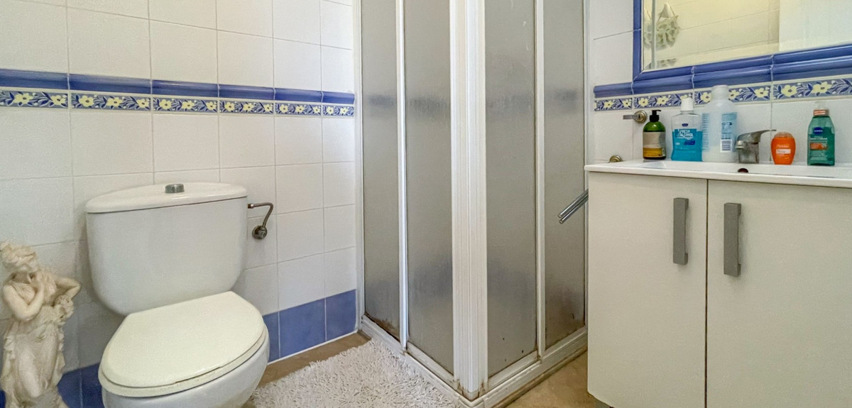 4 Bed Townhouse for sale in La Rioja Costa Blanca, Alicante, Spain
