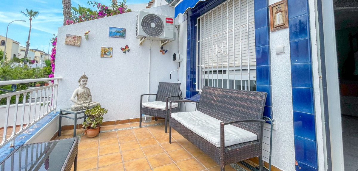 4 Bed Townhouse for sale in La Rioja Costa Blanca, Alicante, Spain