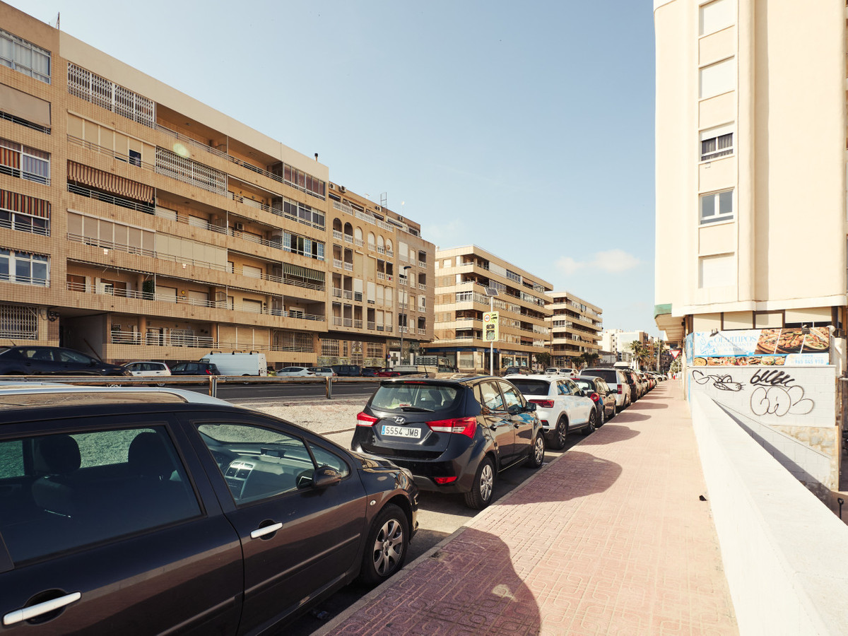 2 Bed Apartment for sale in Torrevieja Costa Blanca, Alicante, Spain