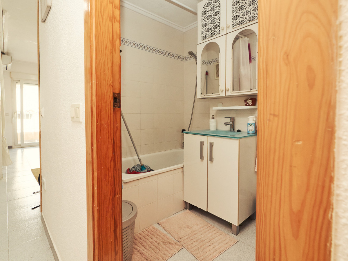 2 Bed Apartment for sale in Torrevieja Costa Blanca, Alicante, Spain