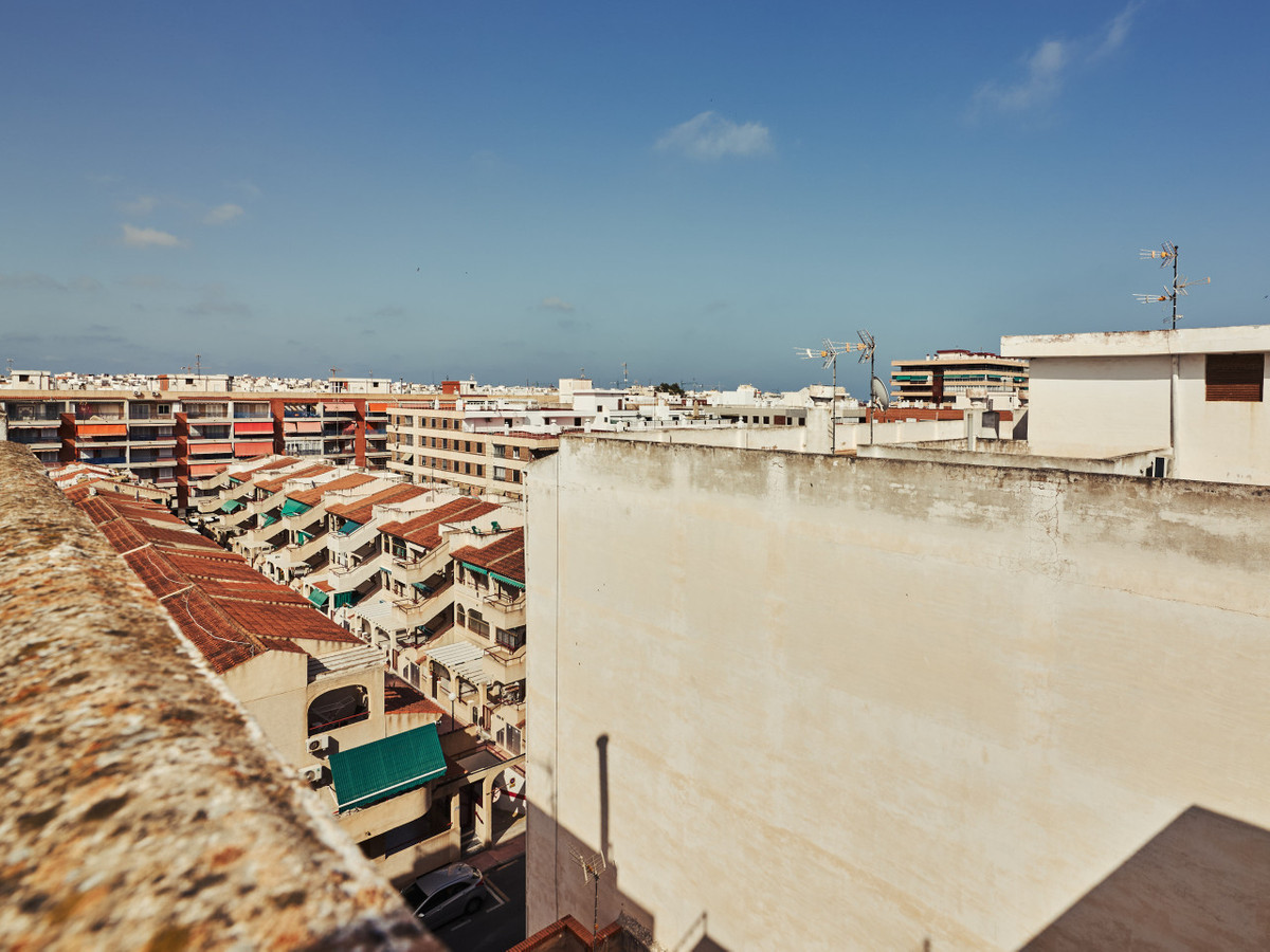 2 Bed Apartment for sale in Torrevieja Costa Blanca, Alicante, Spain