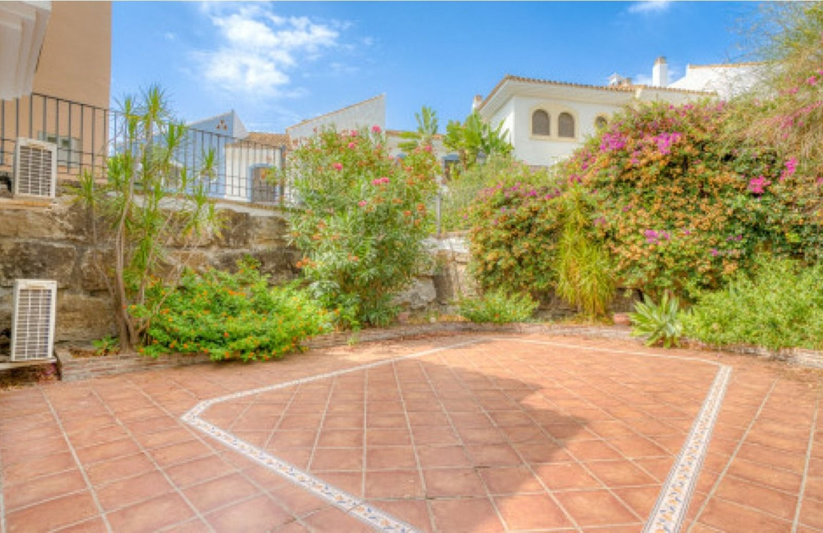 4 Bed Townhouse for sale in Los Arqueros Costa Del Sol, Málaga, Spain